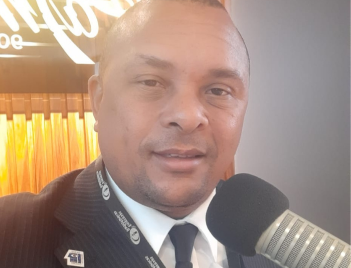 El locutor Lino Gómez
