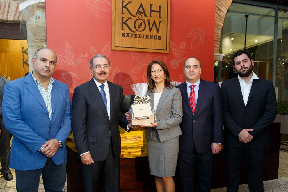 1 (principal) samir rizek, presidente danilo medina, sarah rizek, hector rizek y hector rizek guerrero