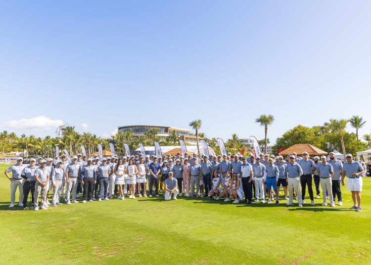 Participan más de 200 jugadores del sector financiero y empresarial.