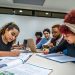 En 2024, las 10 carreras con mayor número de estudiantes matriculados concentran el 33.78% del total de la matrícula en educación superior. / FOTO: Fuente externa.