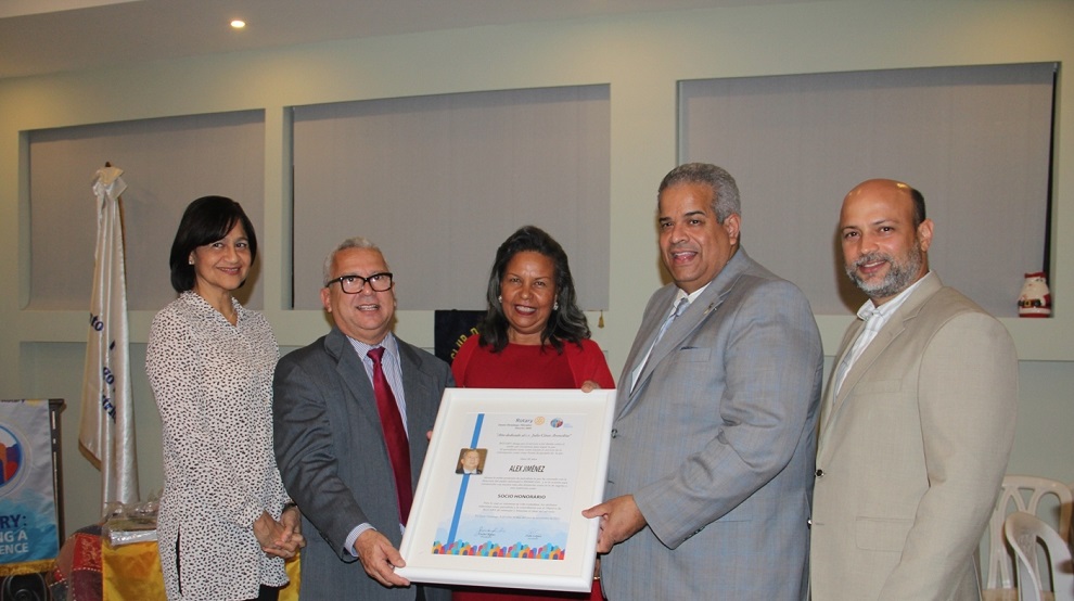 1. foto principal, wanda polanco de jiménez, alex jiménez, isabel reyes, pedro vargas e iván lópez