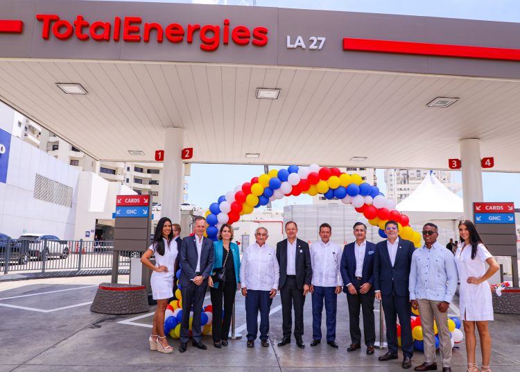 Jerome Dechamps, Anne de Peyrelongue, Carlos Martí, Thierry Pflimlin, Victor “Ito” Bisonó, Carlos Martí Besonias, Jorge Galiber y Gregory Sánchez.