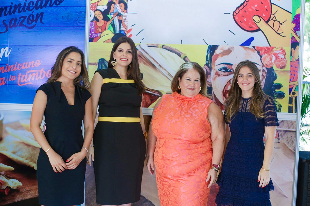 1. principal graciela barcelo, madeline cruz, lil esteva, laura reid