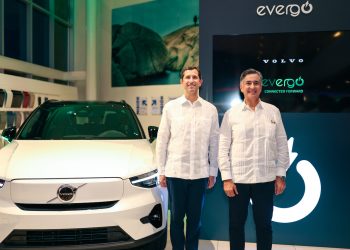 Roberto Herrera y Carlos José Martí. - Fuente externa.