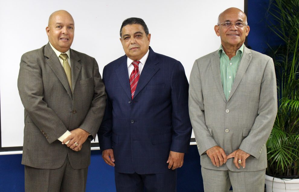 1. principal. césar augusto josé mercedes, franklin núñez y manuel pérez.