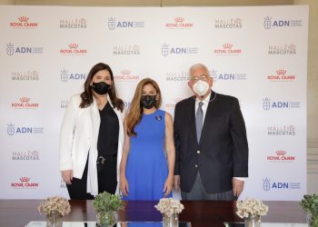 Maite Mallén, Carolina Mejía y José Mallén.