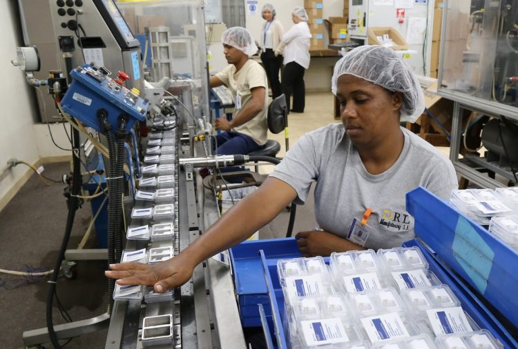 En la región norte y Santo Domingo (con el Distrito Nacional) se reportaron 415 y 211 empresas. - Fuente externa.