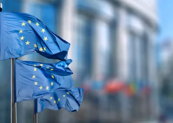 El FMI eleva una décima, al 1.2%, su previsión de aumento del PIB para el conjunto de la Unión Europea este año. - Fuente externa.