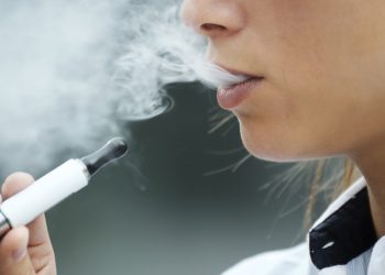 La República de Irlanda ya se situó a la vanguardia de la lucha contra esta adicción cuando se convirtió en 2004 en el primer país del mundo que prohibió el tabaco en todos los lugares públicos. - Fuente externa.