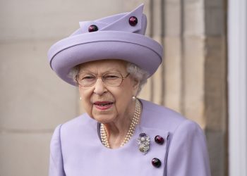 La mayor parte de los costes del funeral de Isabel II la soportó el Ministerio del Interior, con 73.68 millones de libras (€84.91 millones) - Fuente externa.