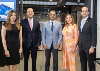 Margarita Armenteros, Carlos Julio Camilo, Jol Santos, Mildred Pralta y Gianni Landolfi