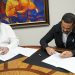 Miguel Fiallo Calderón, rector Unphu y Néstor José Pérez, gerente de Soilab. - Fuente externa.