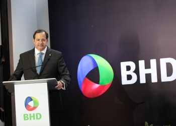 Steven Puig tomó posesión como presidente del BHD.