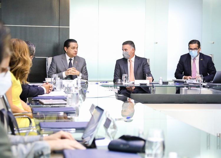 Directiva del Conep.