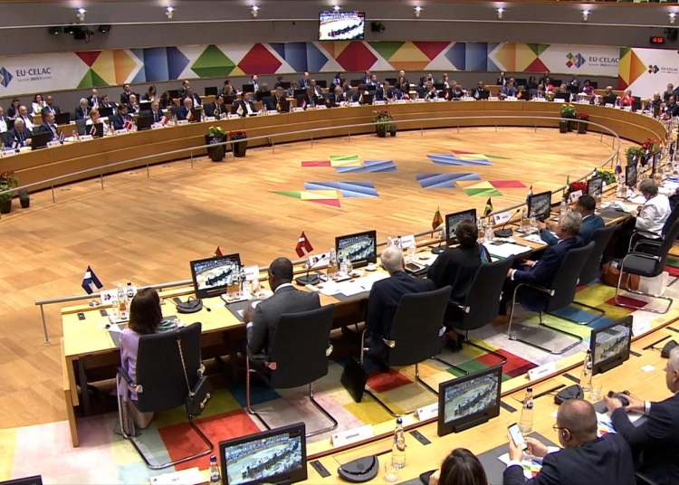 III Cumbre Unión EU-Celac. - Fuente externa.
