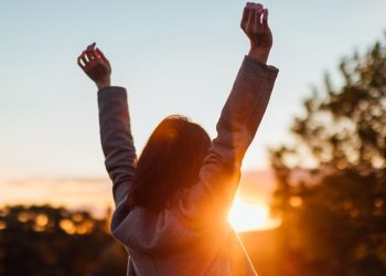 El 30.6% de los encuestados considera que la astrología es una ciencia. - Fuente externa.