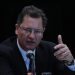 El co-autor del Informe "'Efectos de China en la Cantidad y Calidad del Empleo en América Latina y el Caribe'", Enrique Dussel Peters, habla durante la presentación del informe, en un hotel de la Ciudad de México. | Mario Guzmán, EFE.