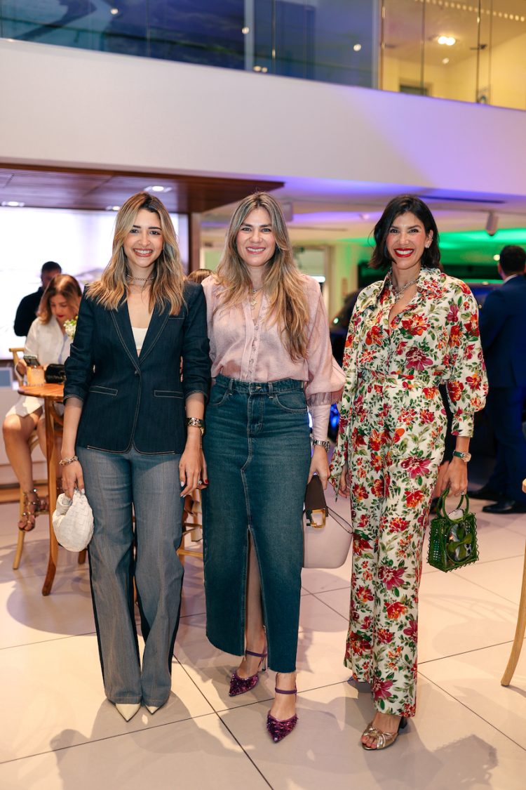 Lía Montas, Michèle Jiménez y Crystal Jiménez. - Fuente externa.