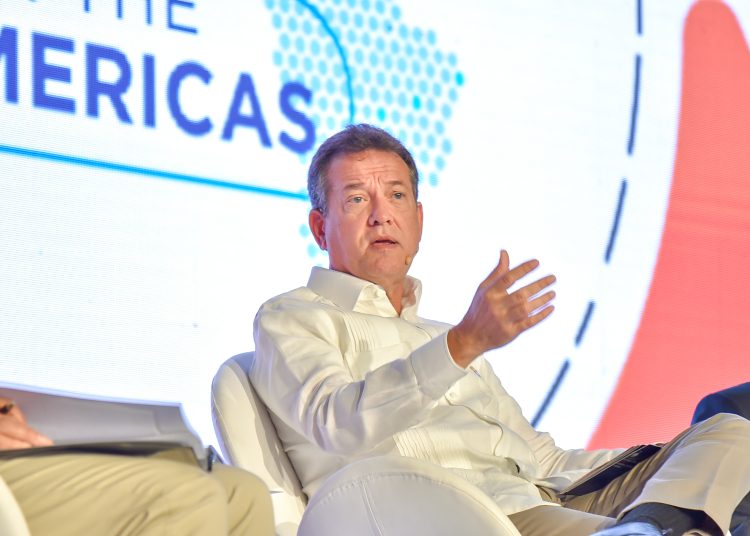 Víctor "Ito" Bisonó, ministro de Industria y Comercio. - Fuente externa.