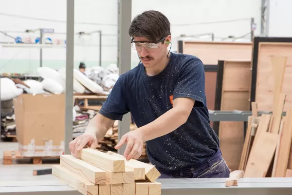 En medio del severo ajuste que vive Argentina, la entidad empresarial advirtió que las industrias pyme "se preparan para un panorama complejo" en los próximos meses. - Fuente externa.