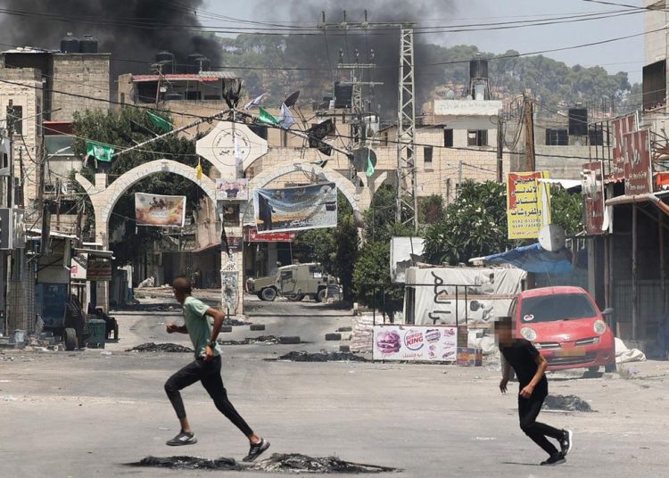 Las incursiones de las fuerzas israelíes en el campo de refugiados de Yenín, bastión de las milicias palestinas, ya eran constantes, pero se agudizaron tras los ataques de Hamás del 7 de octubre de 2023.- Fuente externa.