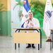Presidente de República Dominicana, Luis Abinader, junto a ministros de Educación y Administrativo de la Presidencia. - Fuente externa.