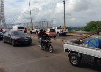Carriles de ambos sentidos del puente Francisco del Rosario Sánchez.- Fuente externa.
