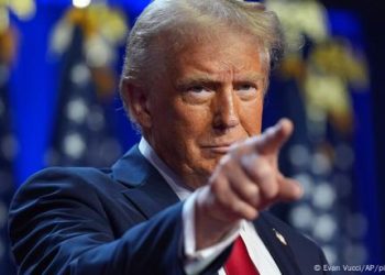 En cambio, los expresidentes colombianos Álvaro Uribe e Iván Duque, hoy en la oposición, tuvieron mensajes que elogiaron la campaña y la tenacidad de Donald Trump para ganar las elecciones.- Fuente externa.