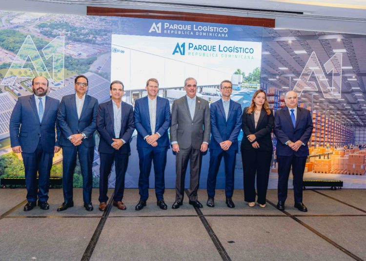 Luis Abinader encabeza acto inicial de la construcción del A1 Parque Logístico República Dominicana.