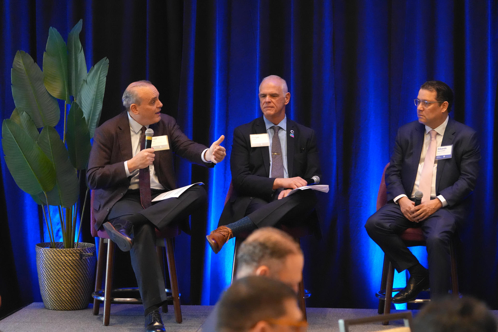 Cámaras de Comercio Americanas ven en la tecnología un blindaje del comercio a la política