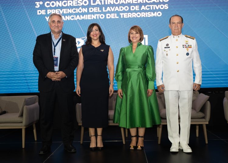 Exponen varios casos reales de investigaciones por la DEA en coordinación con las autoridades dominicanas.