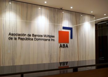 La ABA escogió a Manuel González Martínez, director técnico de la ABA, como vicepresidente del CLAR, mientras, Dalma Hernández Florián, gerente de Banca Social y Relaciones Interinstitucionales, resultó electa como presidenta del Comité de Banca Sostenible e Inclusiva, ambos para el período 2024-2026.