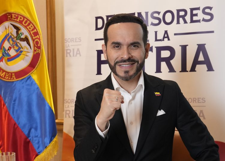 Abelardo de la Espriella obtuvo la victoria en la segunda vuelta presidencial de Colombia con una ventaja menor a un punto porcentual.