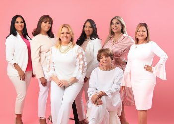 Ligia Espinal (Vocal), Wendy Méndez ( Vocal), Katherine Matos ( Secretaria), Denisse Sánchez (Presidente), Antonia Núñez (Tesorera), Aida Troncoso (Vicepresidente), y Enersy Vilorio (Vocal).