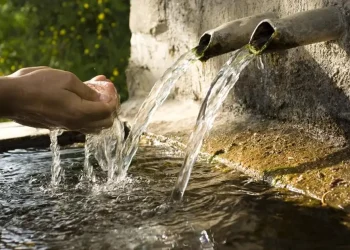 La niñez sigue siendo la más afectada por la falta de agua segura y saneamiento adecuado.