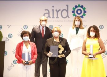Imagen de archivo de los ganadores del premio George Arzeno Brugal en su edición de 2020.