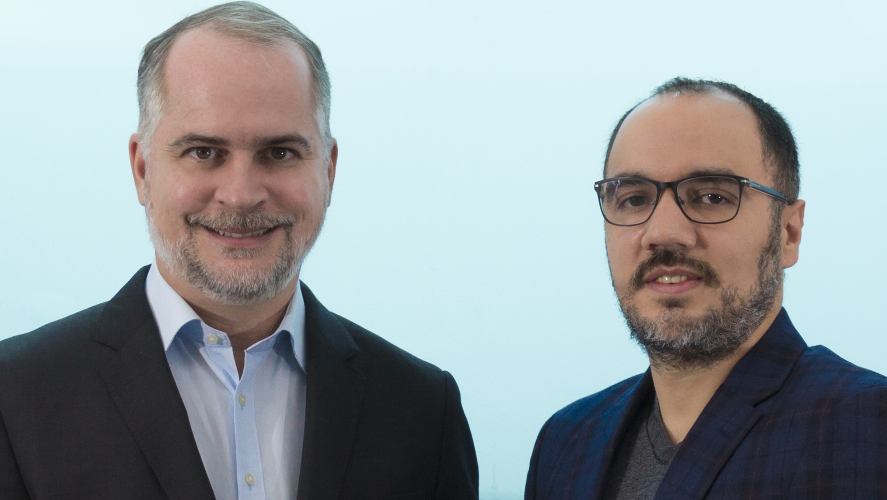 alejandro fernandez y chris corcino