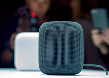 Este asistente de voz inteligente tendrá que competir con asistentes o agentes con IA de otras compañías que usan esta tecnología, como ChatGPT de OpenAI o Gemini de Google, entre otros asistentes similares.