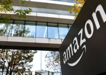 Amazon se ha reunido con ejecutivos editoriales para debatir sobre la creación de este tipo de mercado.