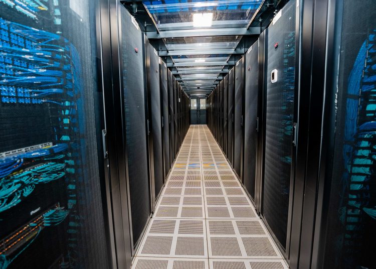 Certificación internacional TIER III Facility de Uptime Institute Professional Services avala el centro de datos. - Fuente externa.