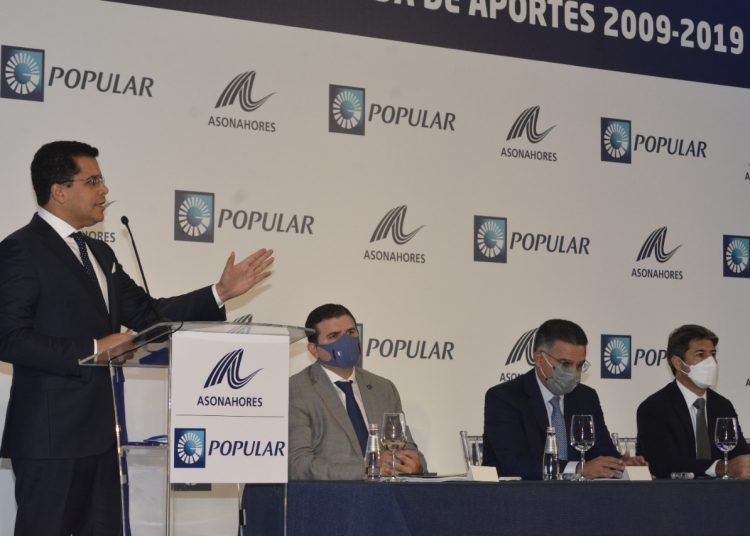 Presentación del estudio “Turismo dominicano: una década de aportes”.
