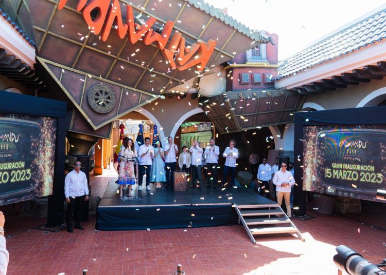Acto de apertura de Katmandu Park Punta Cana. | Fuente externa.