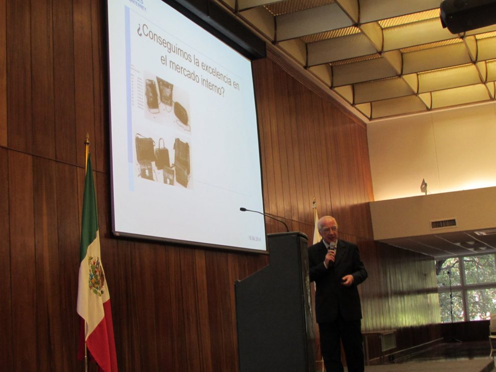 adoexpo el especialista, docente y escritor italiano