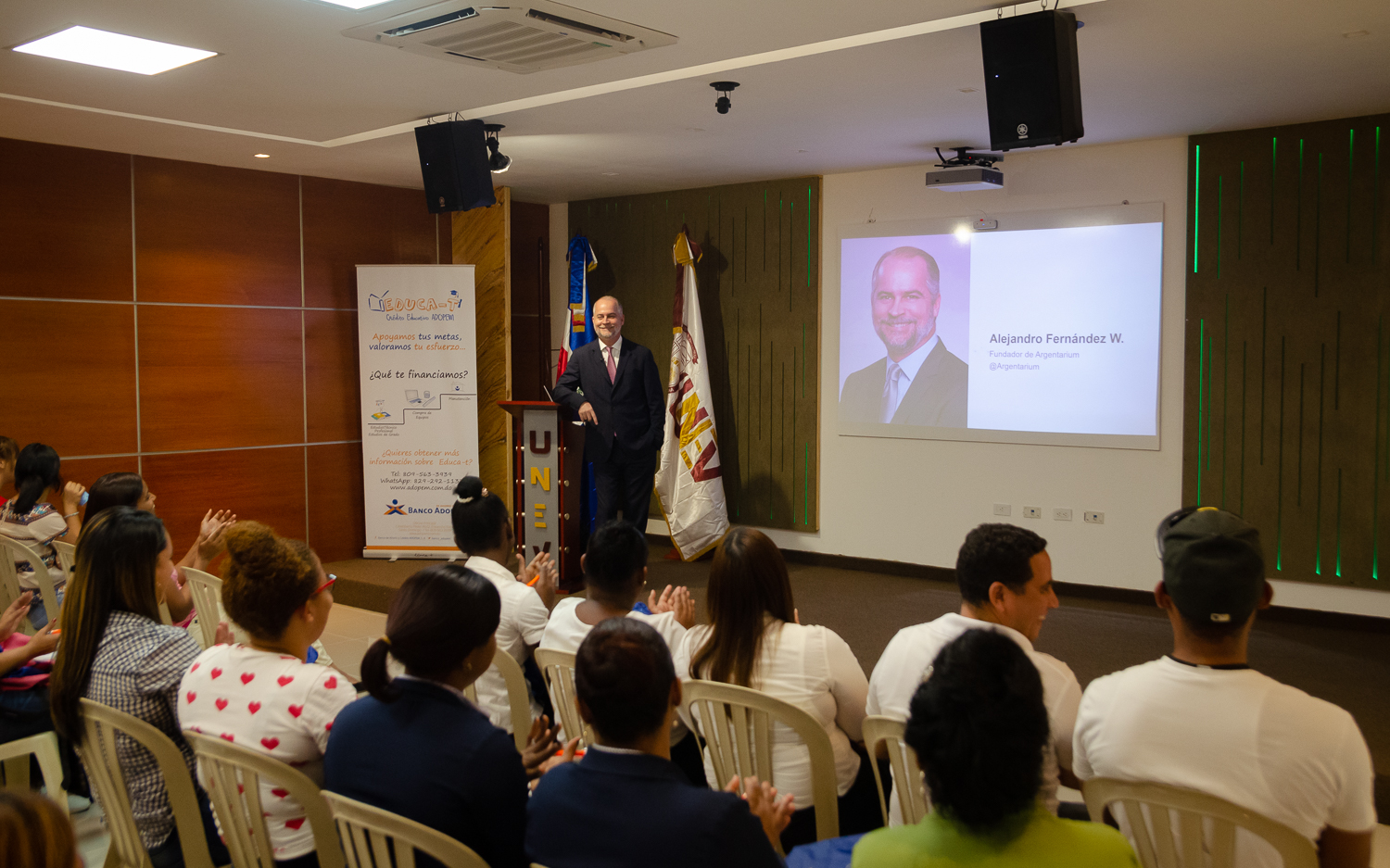 adopem charla credito educativo 2019