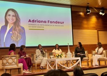 Adriana Fondeur destaca que el financiamiento dirigido a las mujeres tiene un efecto multiplicador en la economía.