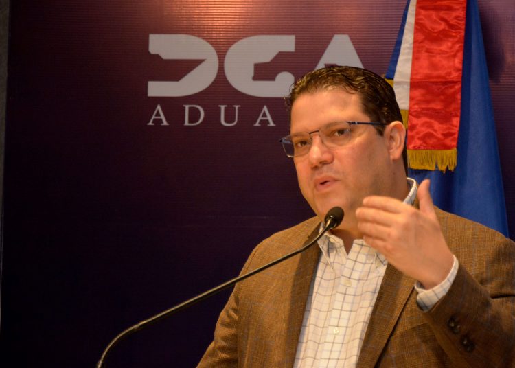 El director general de Aduanas (DGA), Eduardo Sanz Lovatón. | Lésther Alvarez