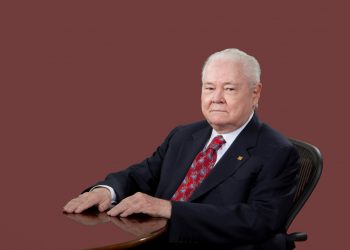 Alejandro E. Grullón E.