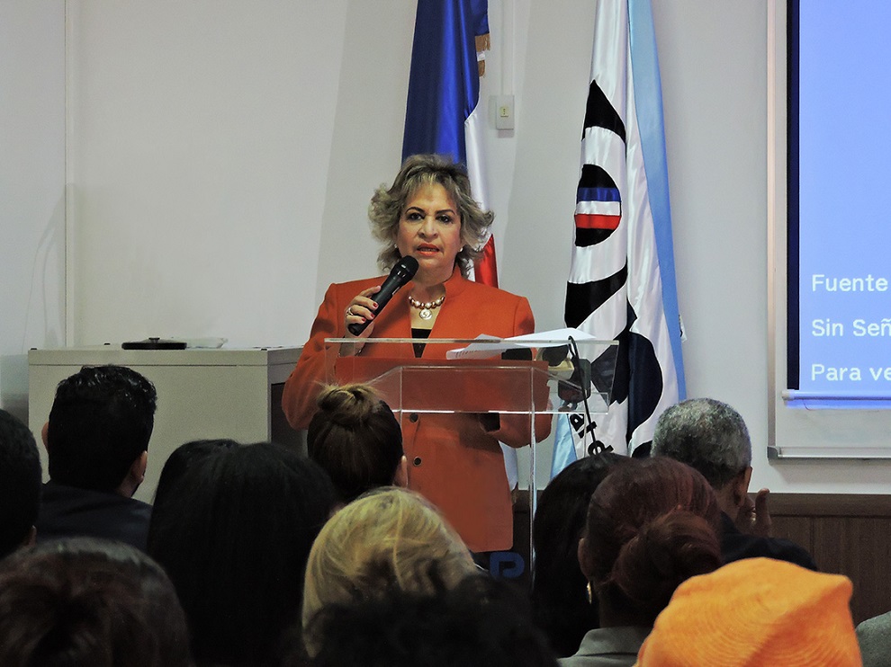 alexandra izquierdo, brecha digital (2)