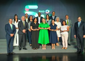 La entidad destacó las historias de colaboradores que han contribuido al fortalecimiento de la institución a través de los años.