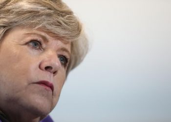 Fotografía de la secretaria ejecutiva de la Comisión Económica para América Latina y El Caribe (Cepal), Alicia Bárcena, durante una entrevista con Efe, en Ciudad de México. | Sáshenka Gutiérrez, EFE.